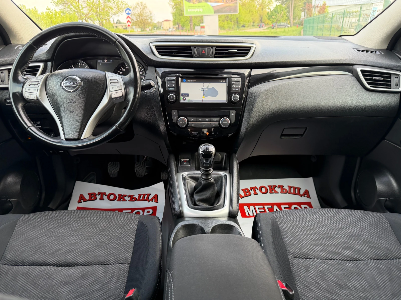 Nissan Qashqai 1.6T/163p.s-Navi/119000km-Unikat-Euro 6, снимка 12 - Автомобили и джипове - 54495862