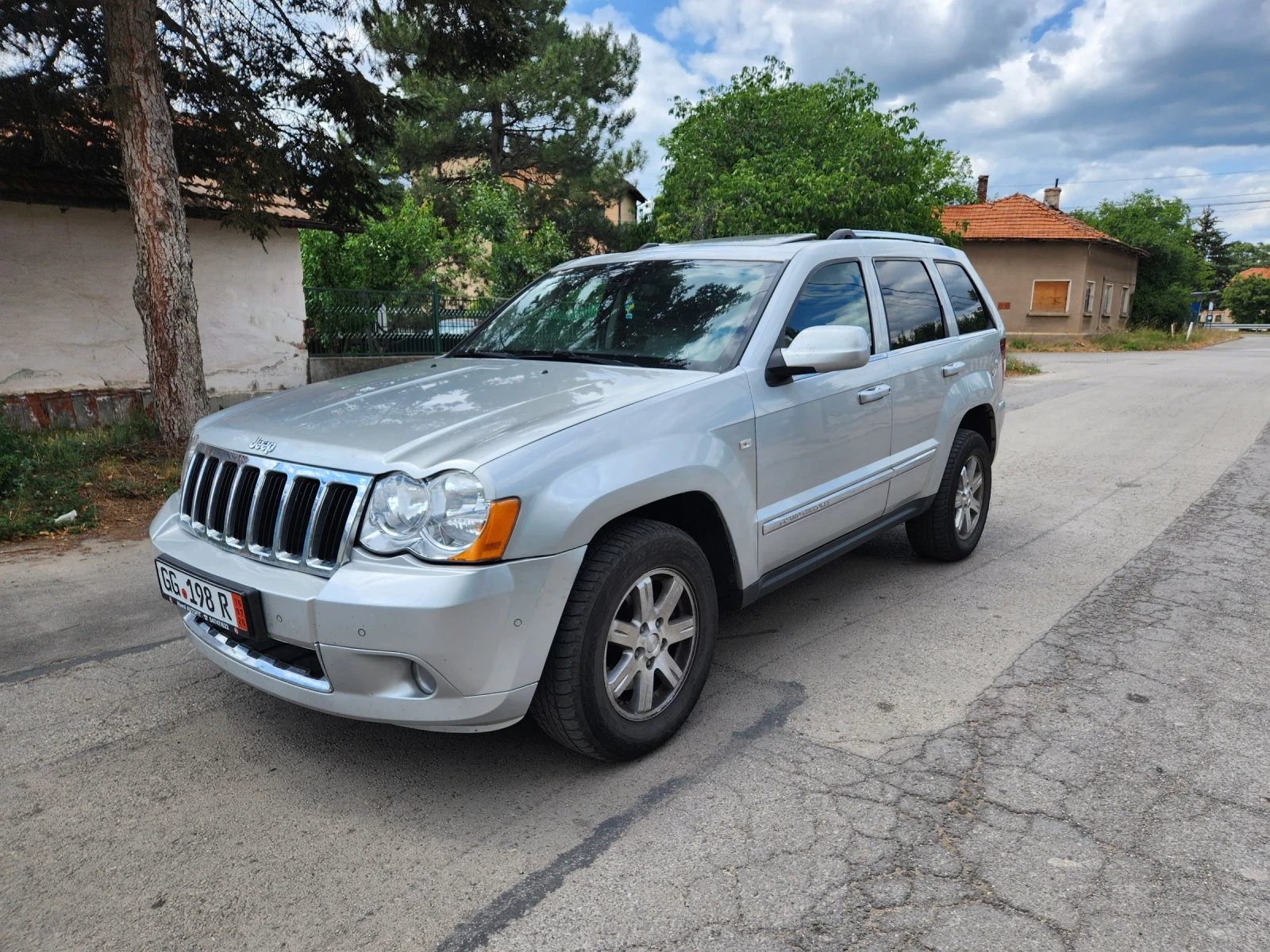 Jeep Grand cherokee 3.0CRD FACELIFT OVERLAND 4X4 GERMANY , снимка 3 - Автомобили и джипове - 55393349