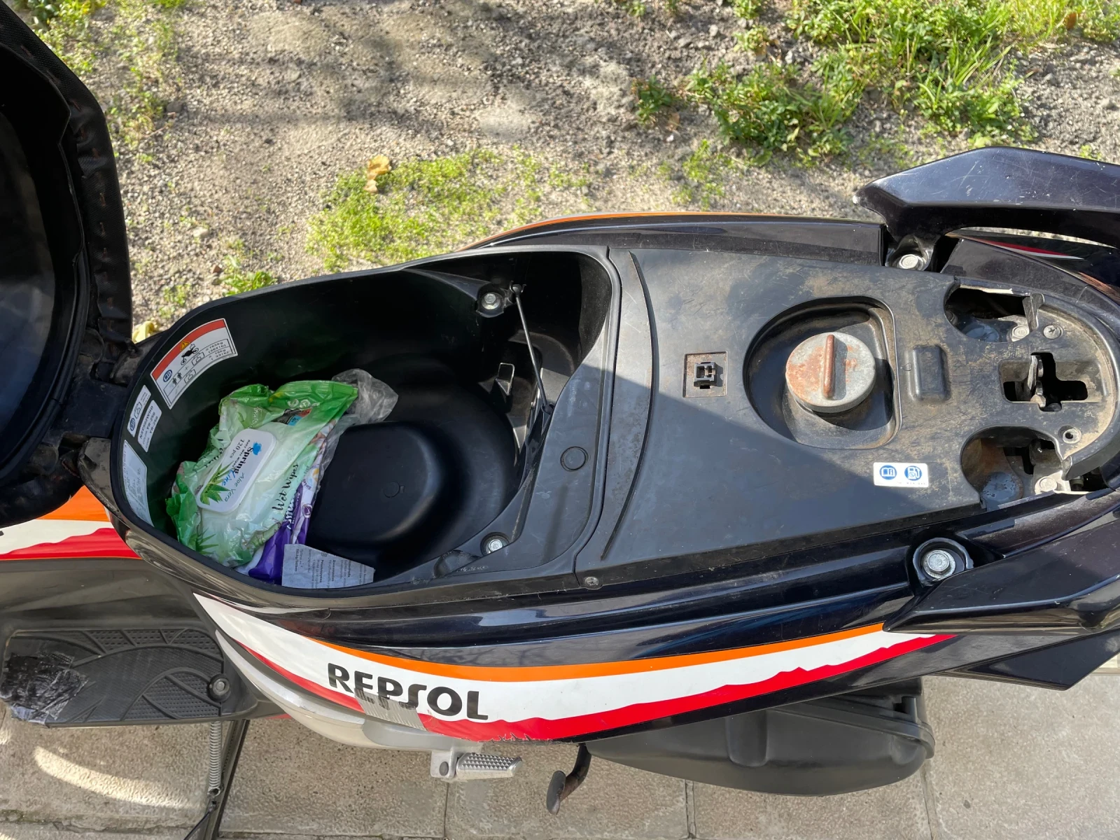 Honda Ns NSC50R REPSOL, снимка 11 - Мотоциклети и мототехника - 55191946