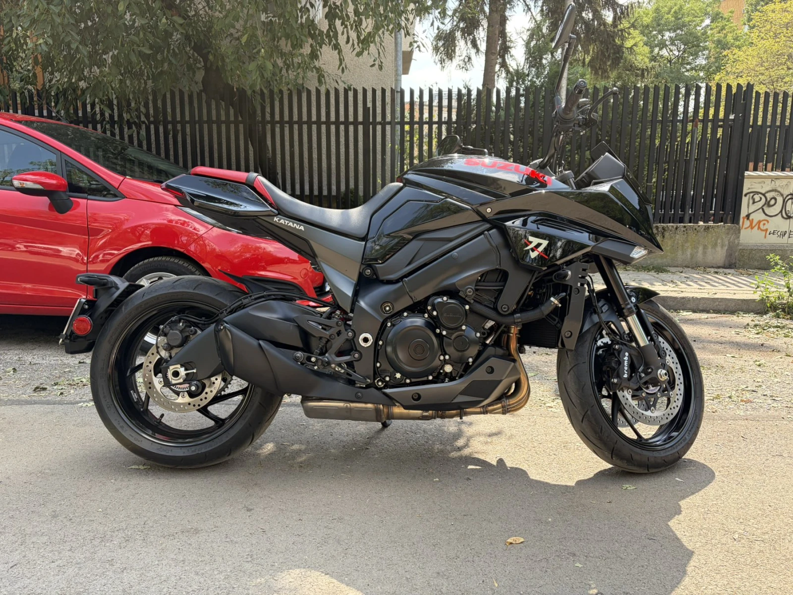 Suzuki Gsx  S 1000 KATANA, снимка 14 - Мотоциклети и мототехника - 55833359