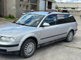 VW Passat 1.8, снимка 3 - Автомобили и джипове - 45368064