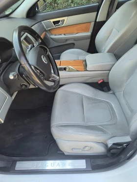 Jaguar Xf 2.2D - 15555 лв. - 41942638 9