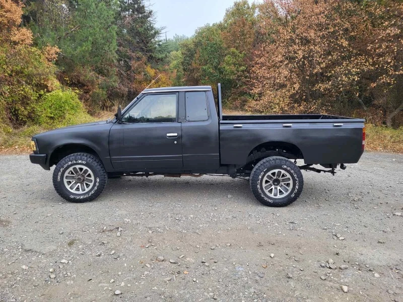 Nissan Pickup 2.5D 4x4 Raptor, снимка 8 - Автомобили и джипове - 47791350