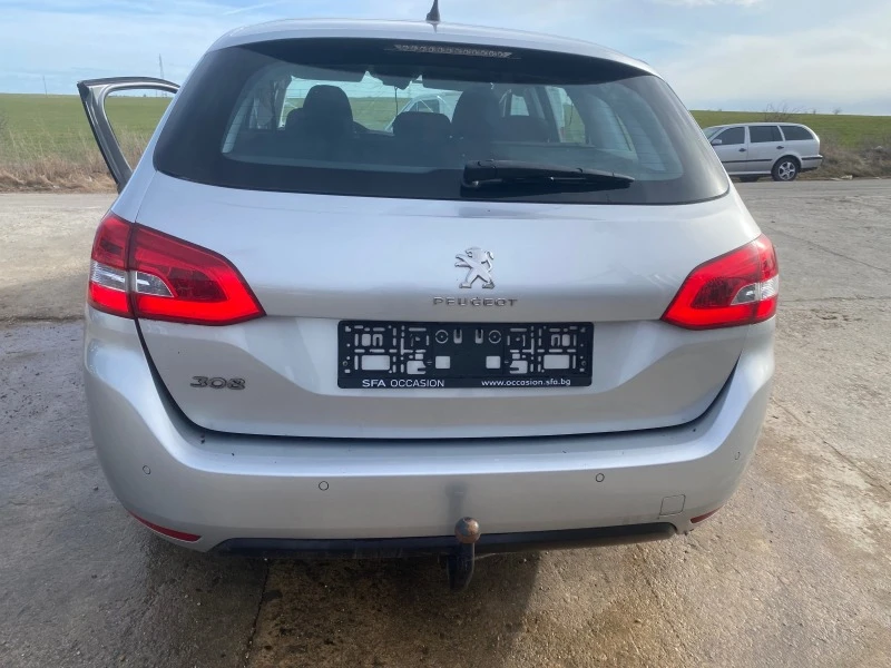 Peugeot 308 1.6 BLUE HDI, снимка 6 - Автомобили и джипове - 44263599