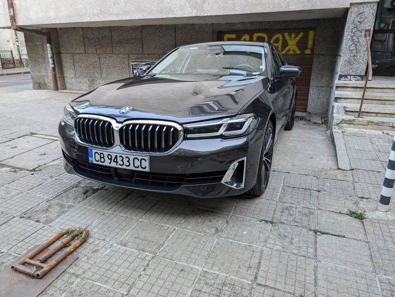 BMW 530 X-drive MHEV Luxury - в гаранция, снимка 1 - Автомобили и джипове - 47501402