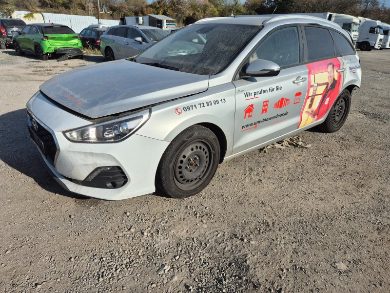 Hyundai I30 1.6 CRDI, снимка 1 - Автомобили и джипове - 47735577