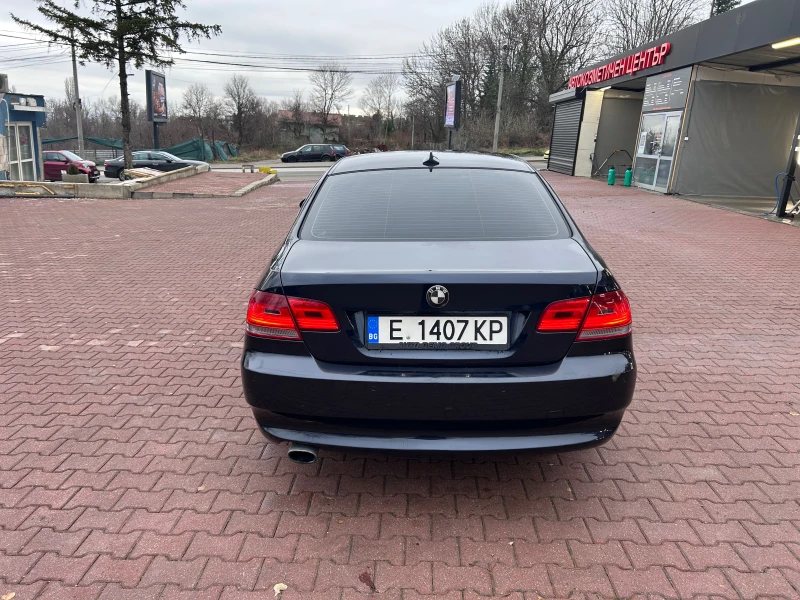 BMW 320 d Е92! 177к.с. НАВИ CIC! КОЖА! KEYLESS!  , снимка 4 - Автомобили и джипове - 48212357