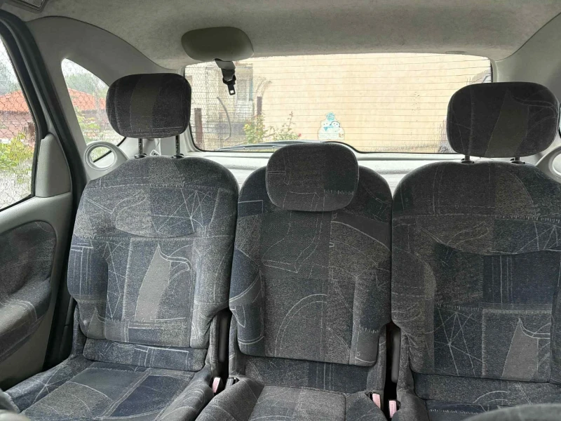 Renault Scenic, снимка 2 - Автомобили и джипове - 52677525