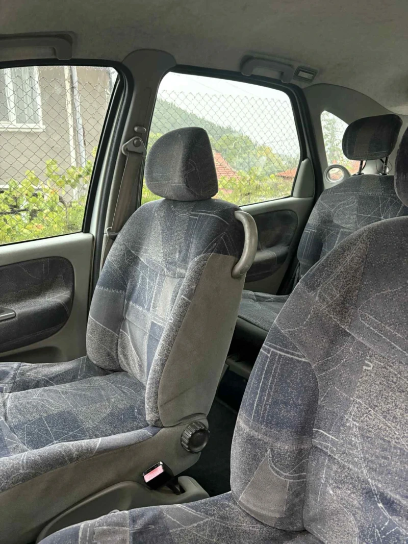 Renault Scenic, снимка 3 - Автомобили и джипове - 52677525