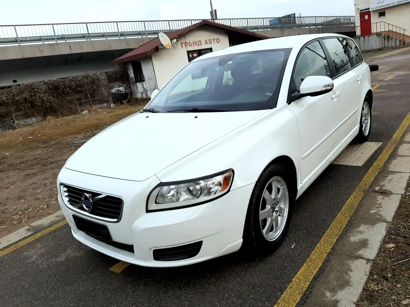 Volvo V50 1.6-FACELIFT-ИТАЛИЯ ! ! ! , снимка 3 - Автомобили и джипове - 53264197
