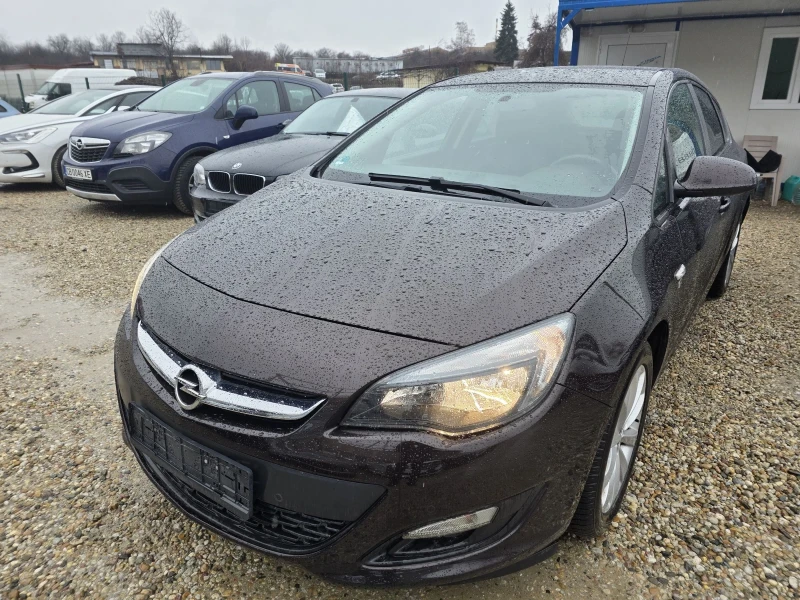 Opel Astra 1.4 FACELIFT , COSMO, снимка 2 - Автомобили и джипове - 53513857
