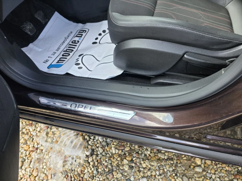 Opel Astra 1.4 I FACELIFT , COSMO, снимка 14 - Автомобили и джипове - 53513857