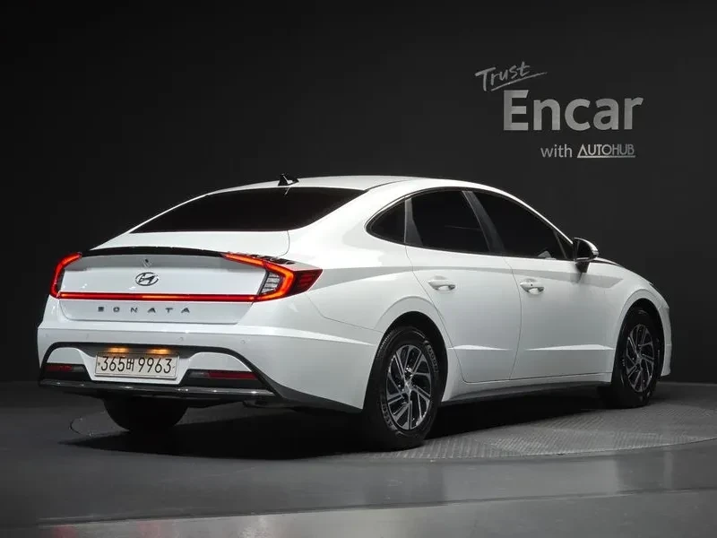 Hyundai Sonata, снимка 2 - Автомобили и джипове - 54280618