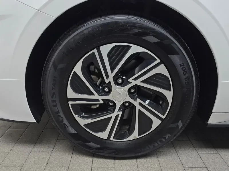 Hyundai Sonata, снимка 5 - Автомобили и джипове - 54280618