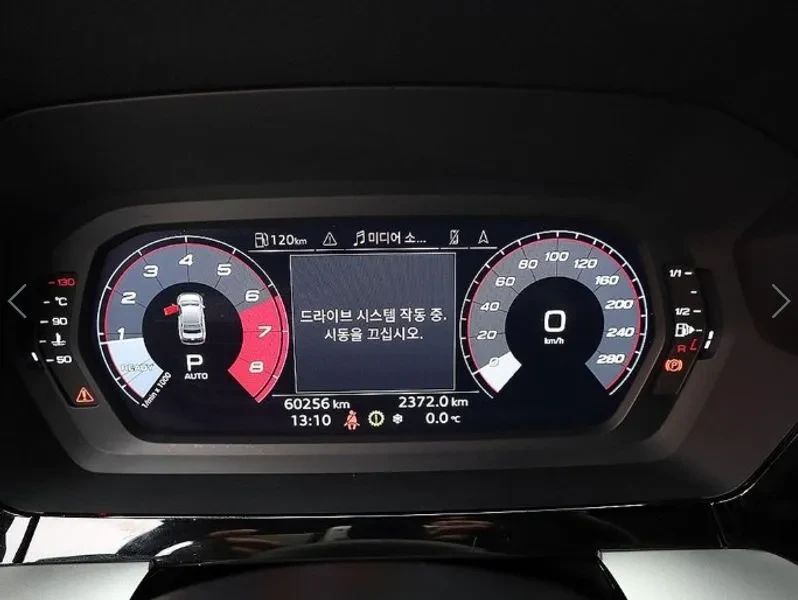 Audi A3 40 Tfsi Premium, снимка 9 - Автомобили и джипове - 55816623
