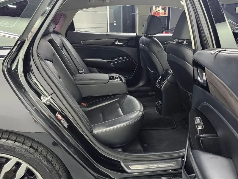 Kia K7 2.2 Diesel Noblesse, снимка 12 - Автомобили и джипове - 56287255