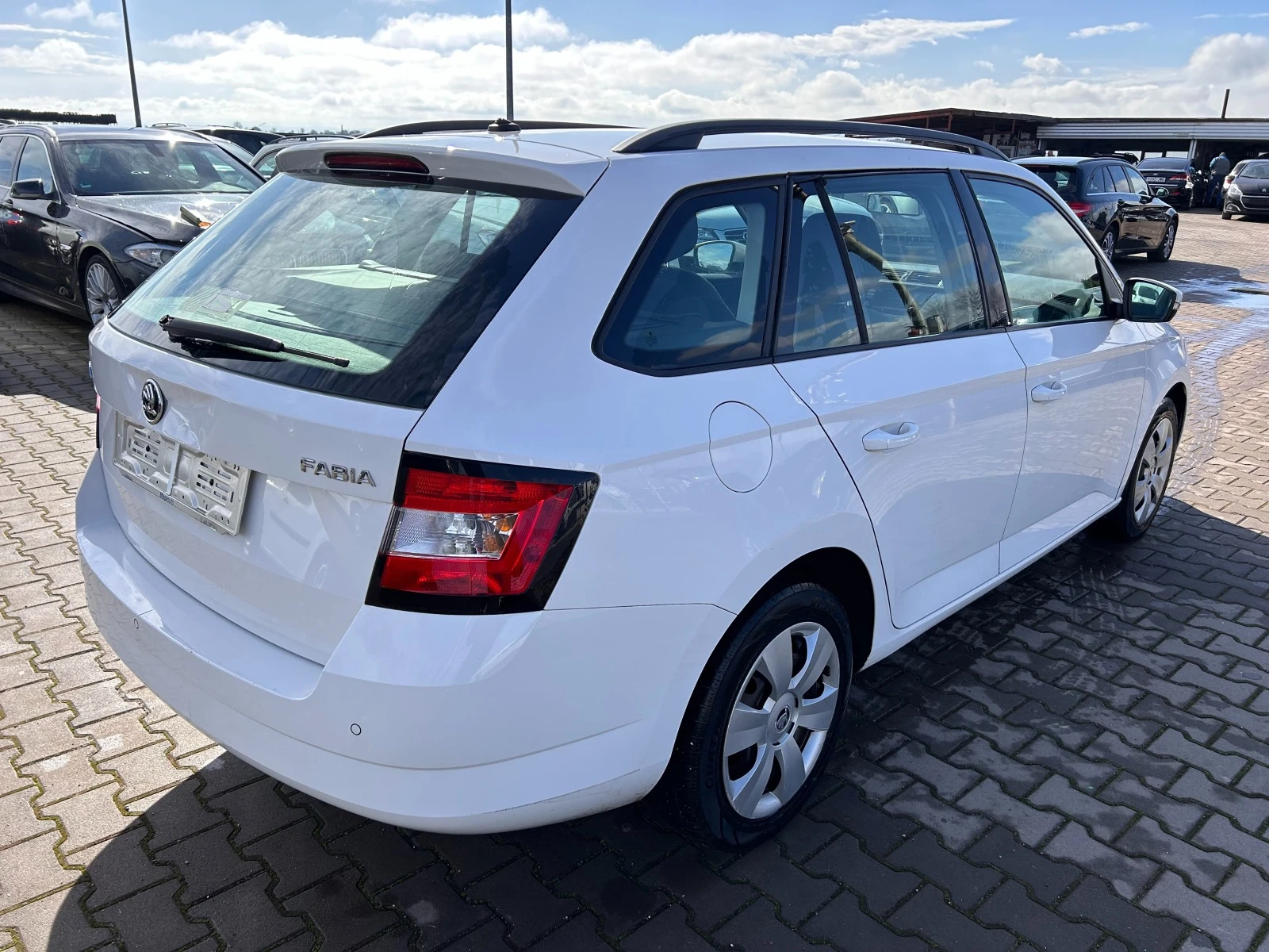 Skoda Fabia 1.4TDI EURO 6 ЛИЗИНГ - изображение 6