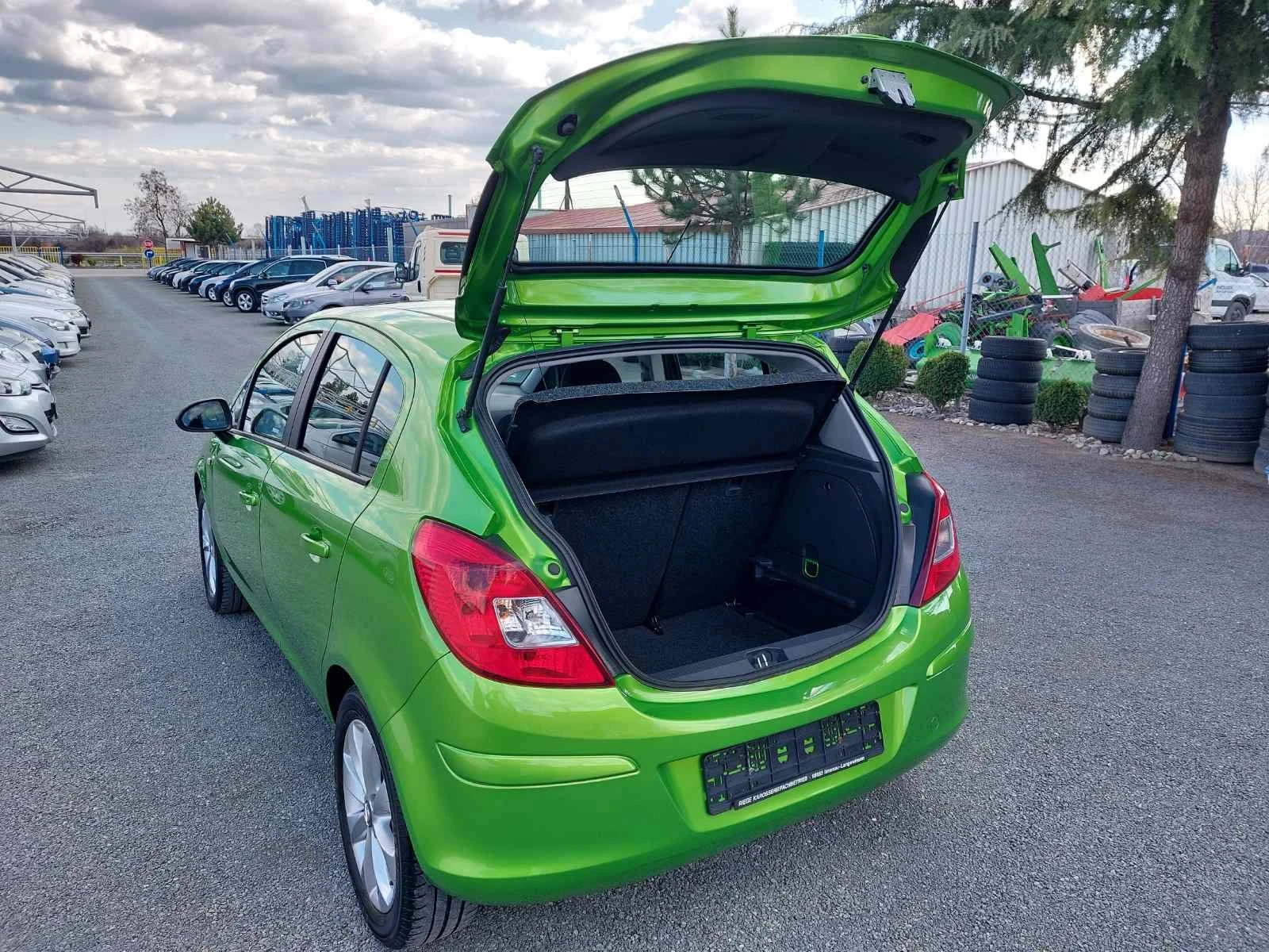 Opel Corsa 1.3cdti, вер.мотор - изображение 8