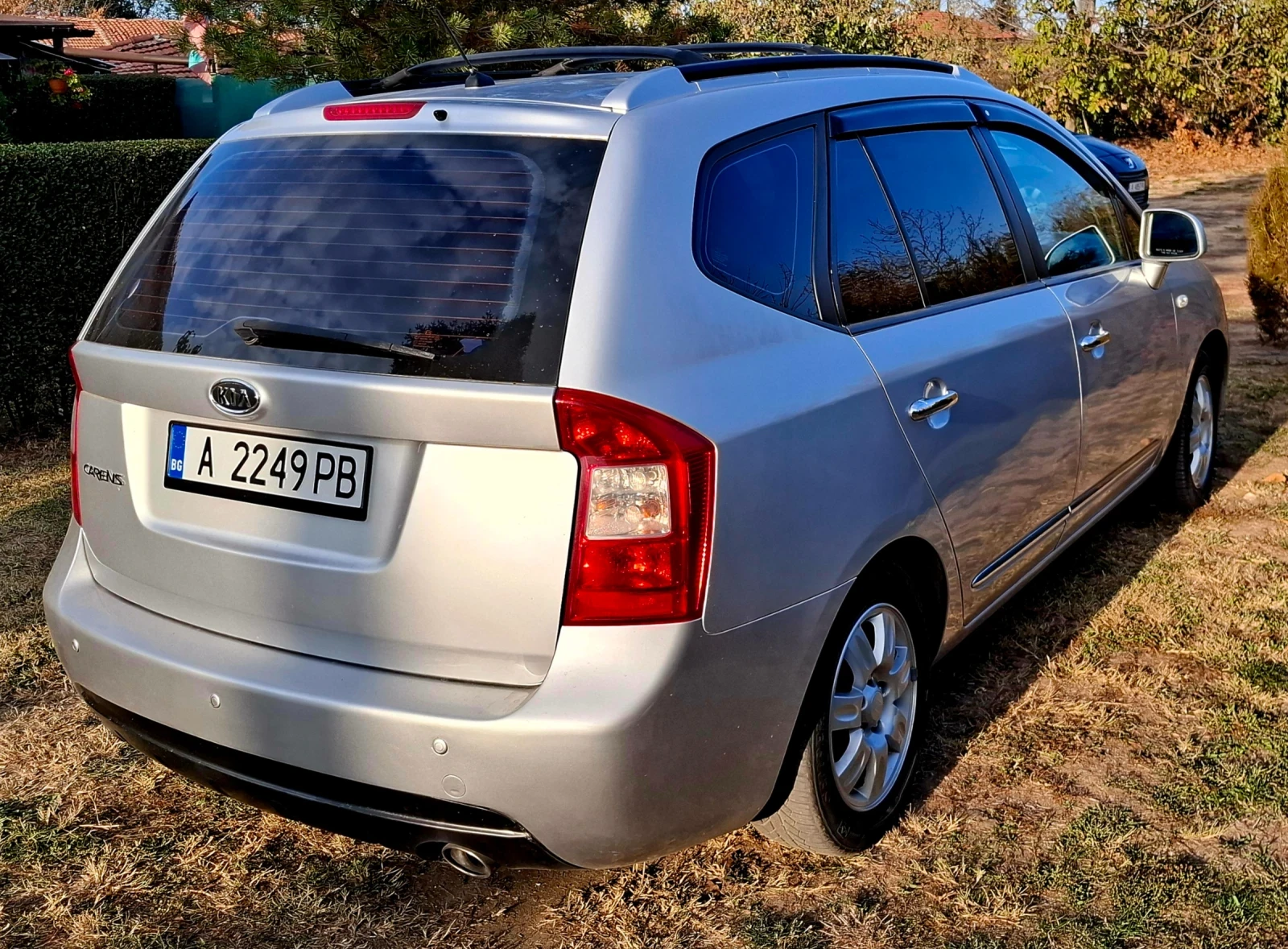 Kia Carens 2.0 Lpg - изображение 3