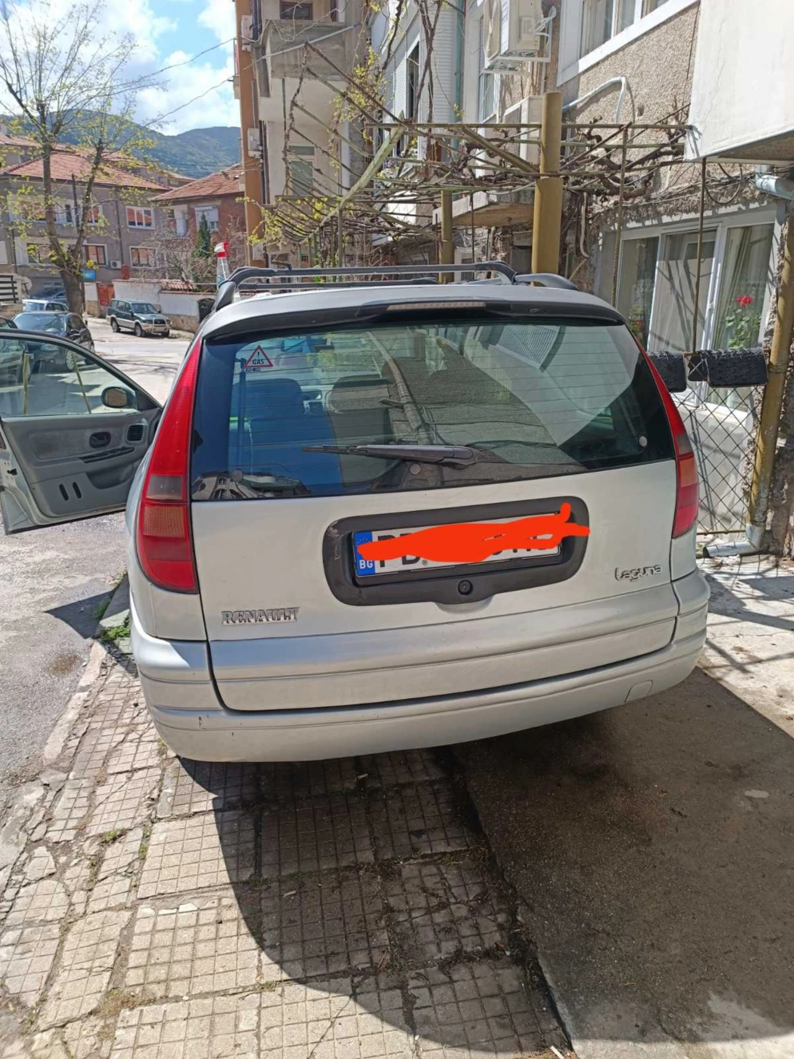Renault Laguna 1.6 Бензин/Газ - изображение 3