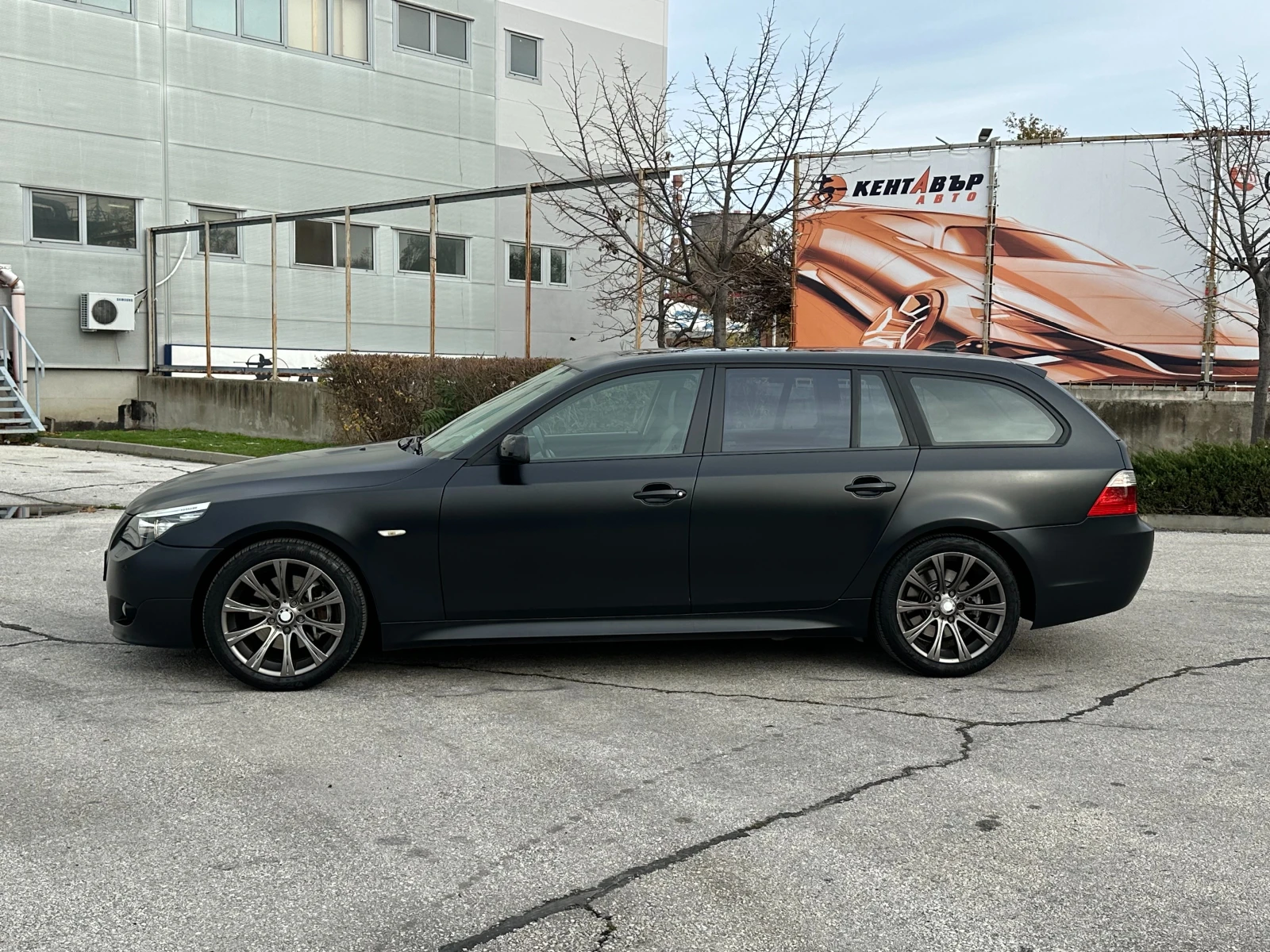 BMW 530 3.0d 231 к.с. Xdrive - изображение 2