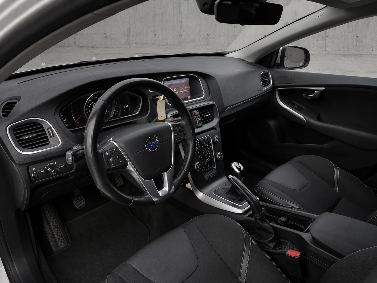 Volvo V40 Momentum | Mobile.bg � ����������� 5