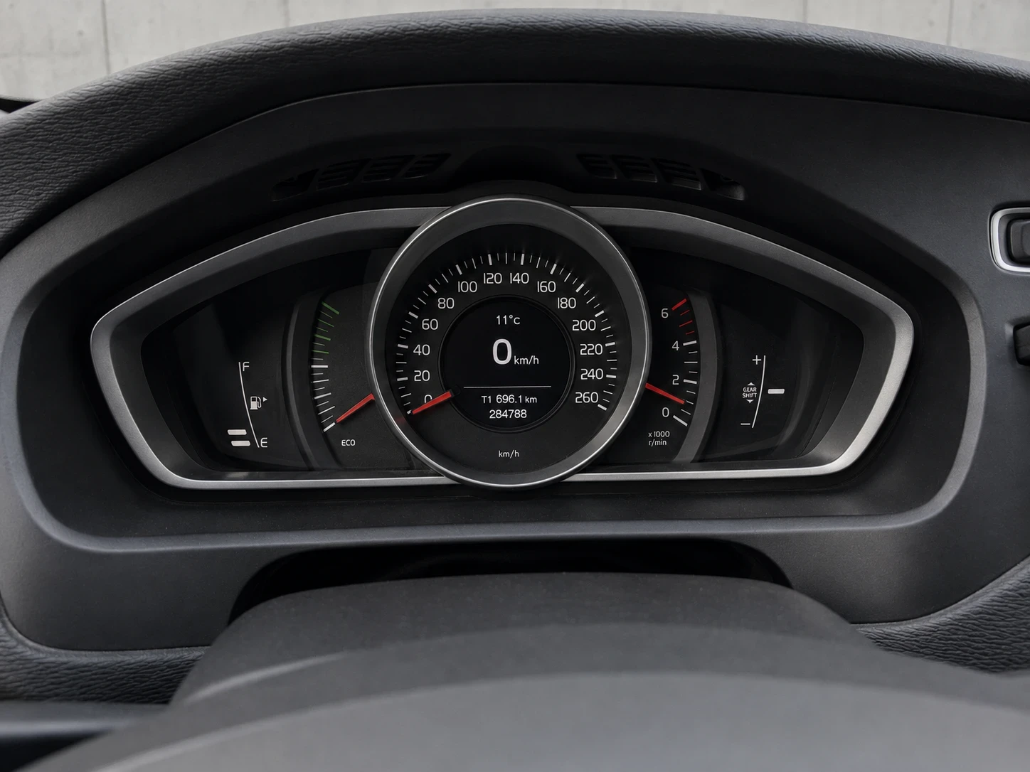 Volvo V40 Momentum | Mobile.bg � ����������� 7