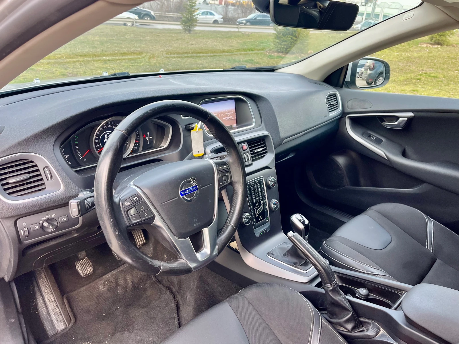 Volvo V40 Momentum | Mobile.bg � ����������� 11
