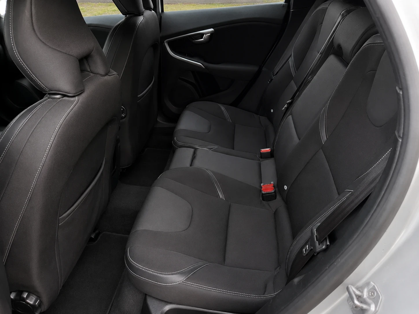 Volvo V40 Momentum | Mobile.bg � ����������� 6