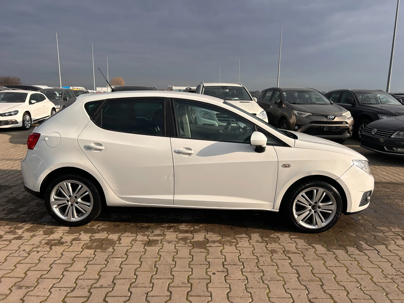 Seat Ibiza 1.4i EURO 5 - изображение 5