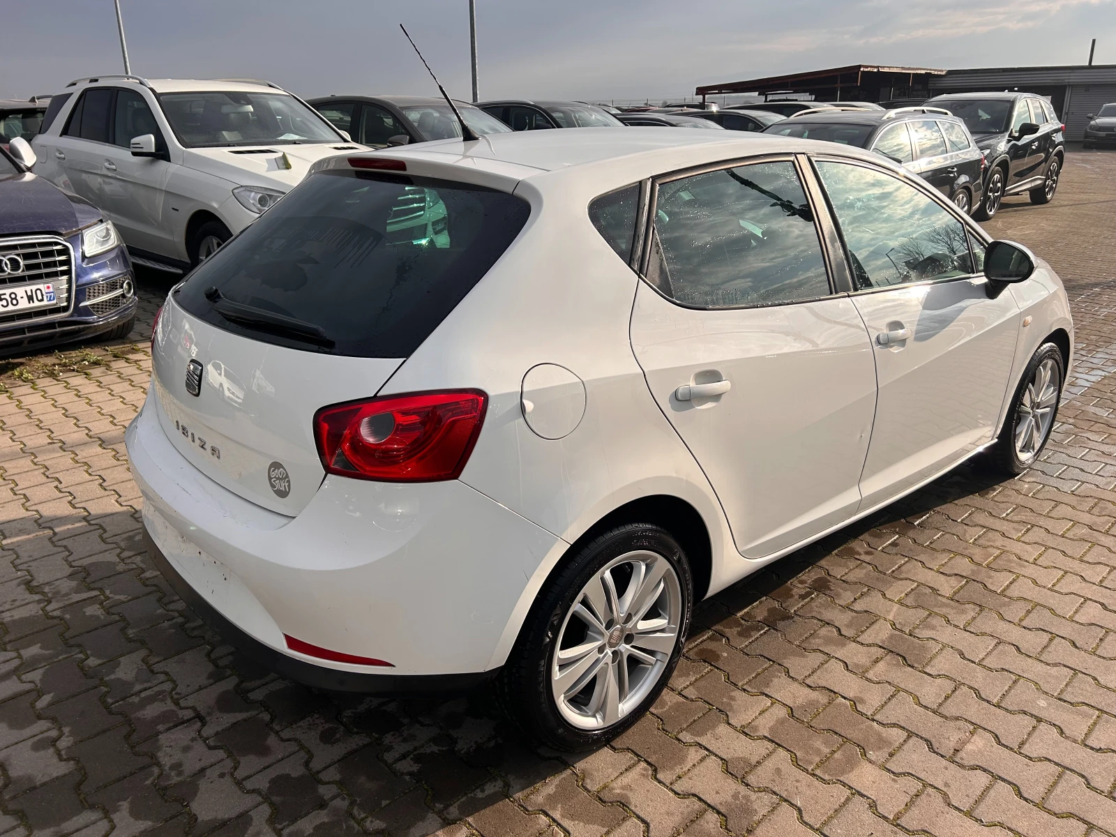 Seat Ibiza 1.4i EURO 5 - изображение 6