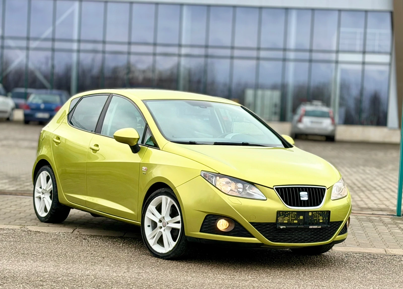 Seat Ibiza 1.9TDi~105hp~КЛИМАТРОНИК~ПОДГРЕВ НА СЕДАЛКИ - изображение 3