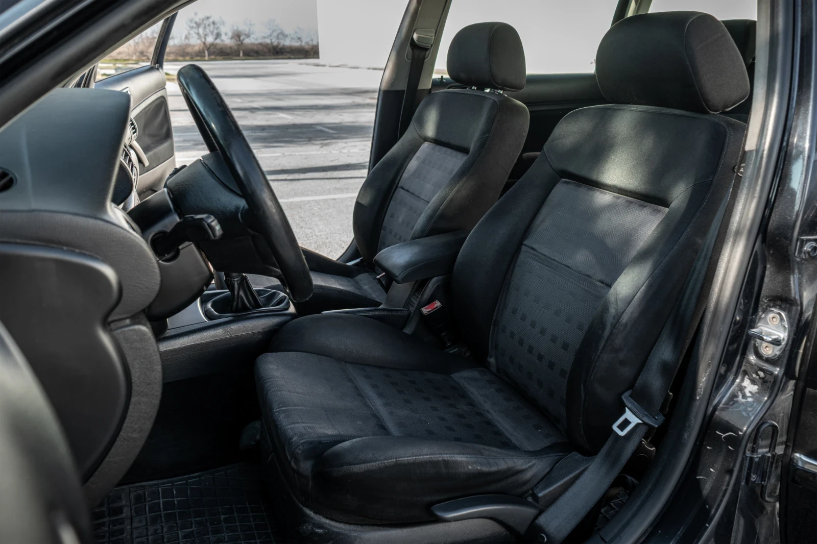 VW Passat AVF, снимка 11 - Автомобили и джипове - 53750490