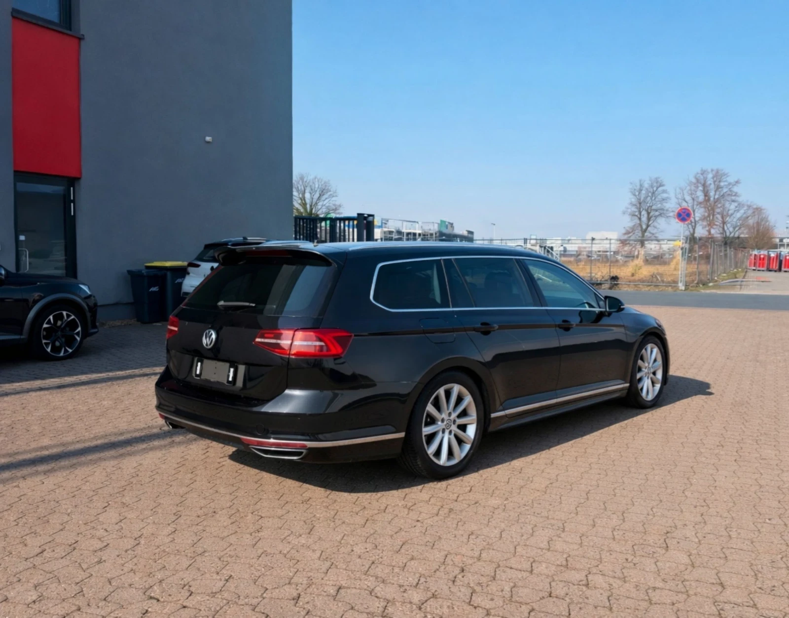 VW Passat R LINE SPORT HIGHLINE BI-TURBO 4MOTION, снимка 6 - Автомобили и джипове - 53814063