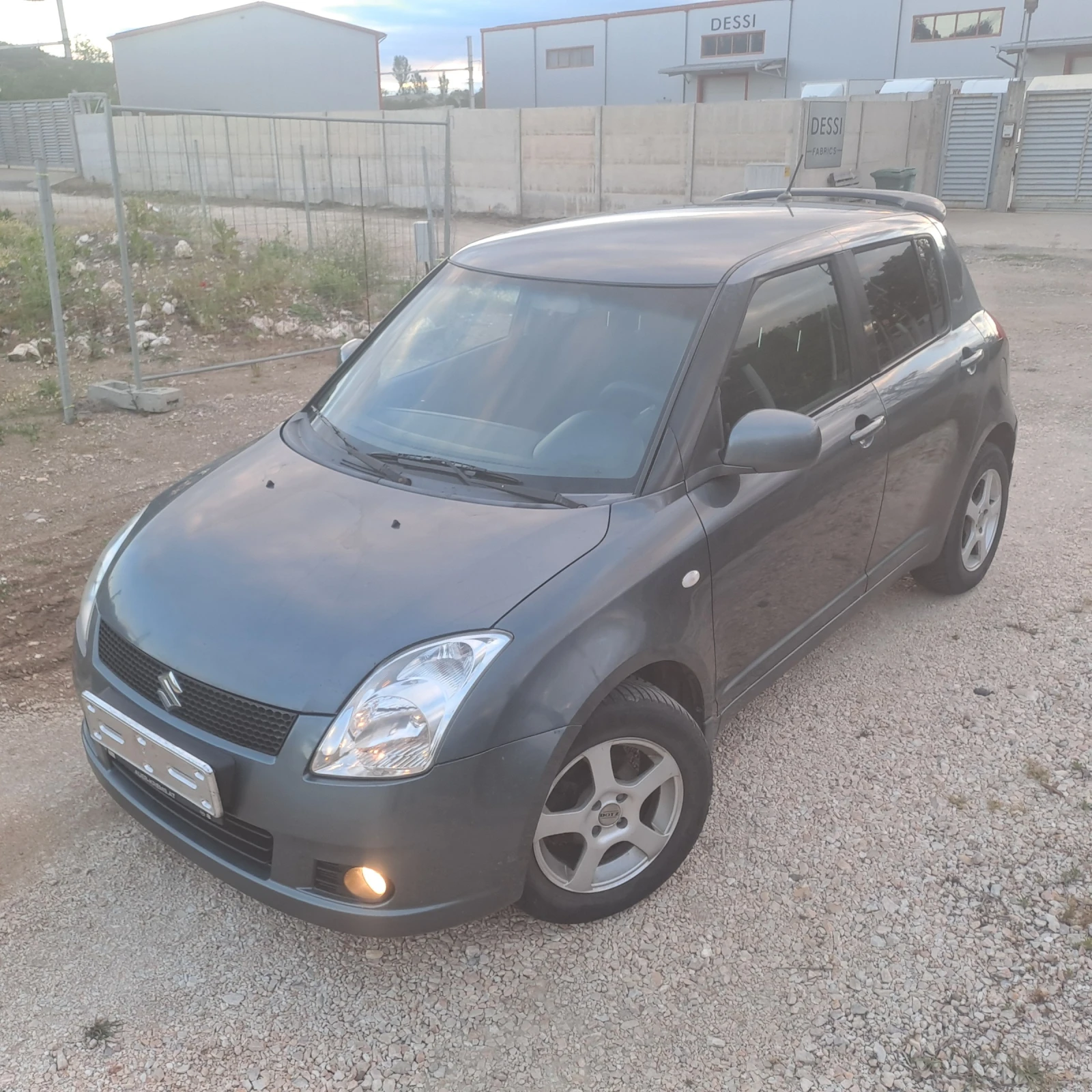 Suzuki Swift 1.3i 4x4 ESKLUZIVE  | Mobile.bg � ����������� 7