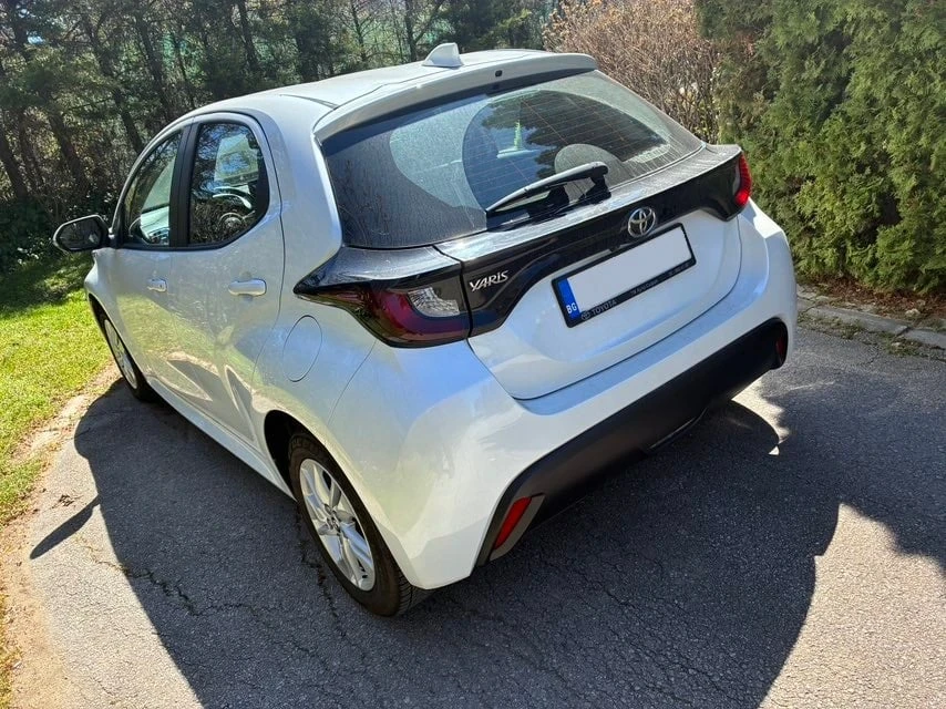 Toyota Yaris 2024 Автоматик 200 евро месечна вноска, снимка 4 - Автомобили и джипове - 54242746
