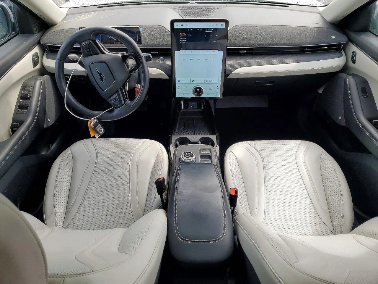 Ford Mustang Mach-E Premium, снимка 8 - Автомобили и джипове - 54371462