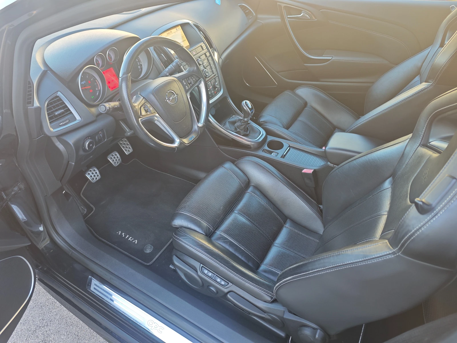 Opel Astra OPC, снимка 9 - Автомобили и джипове - 54813447