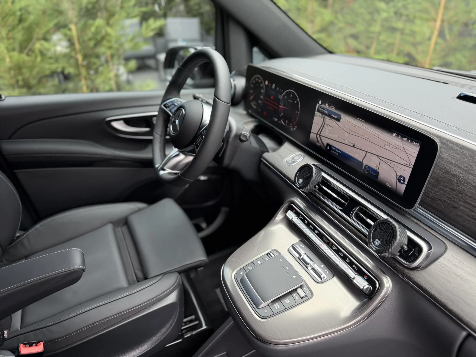 Mercedes-Benz V 300 EXCLUSIVE/EXTRA LONG/4MATIC/BURMESTER, снимка 16 - Автомобили и джипове - 54893136