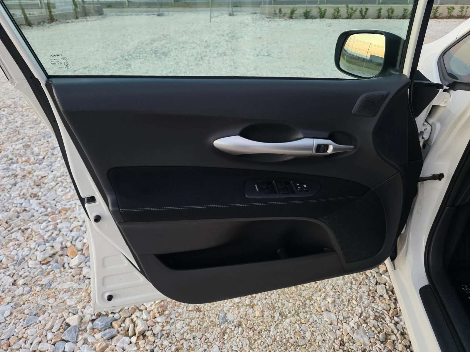 Toyota Auris 1.6 VVTI FaceLift Navi Evro 5 | Mobile.bg � ����������� 5