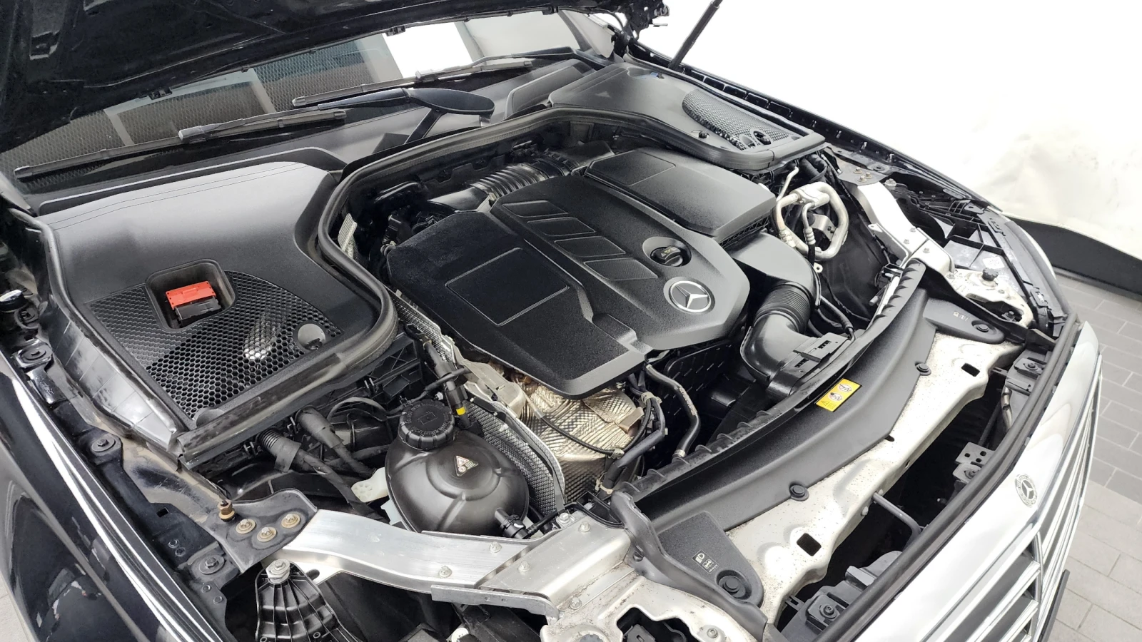 Mercedes-Benz E 220 4Matic Exclusive autoprime.bg, снимка 6 - Автомобили и джипове - 56038928