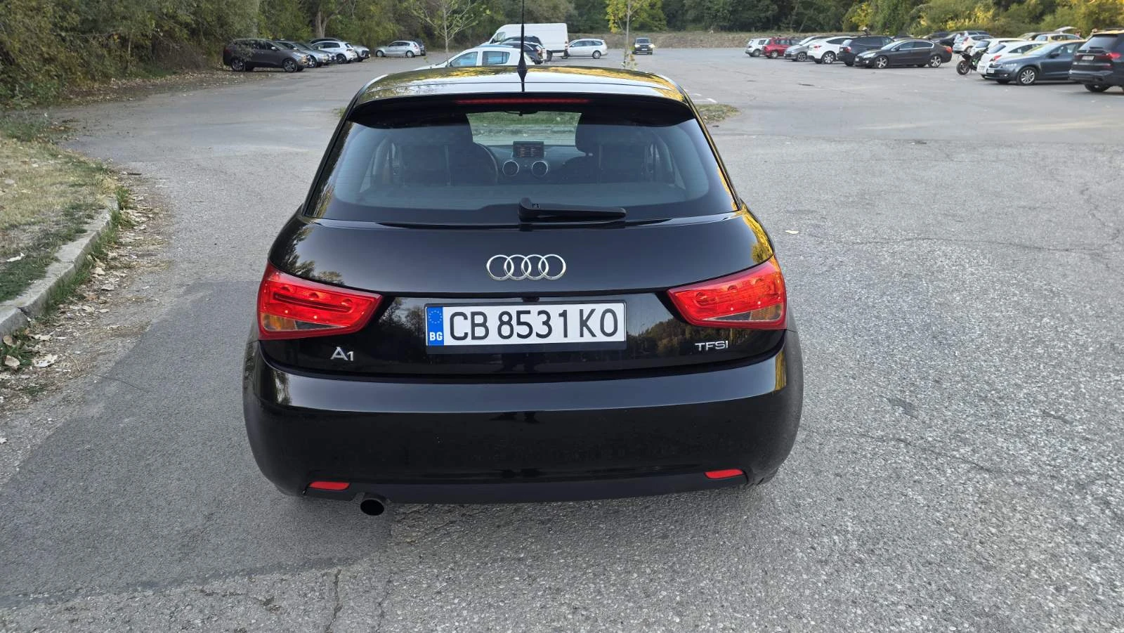 Audi A1 Sportback TFSI, снимка 4 - Автомобили и джипове - 56351326
