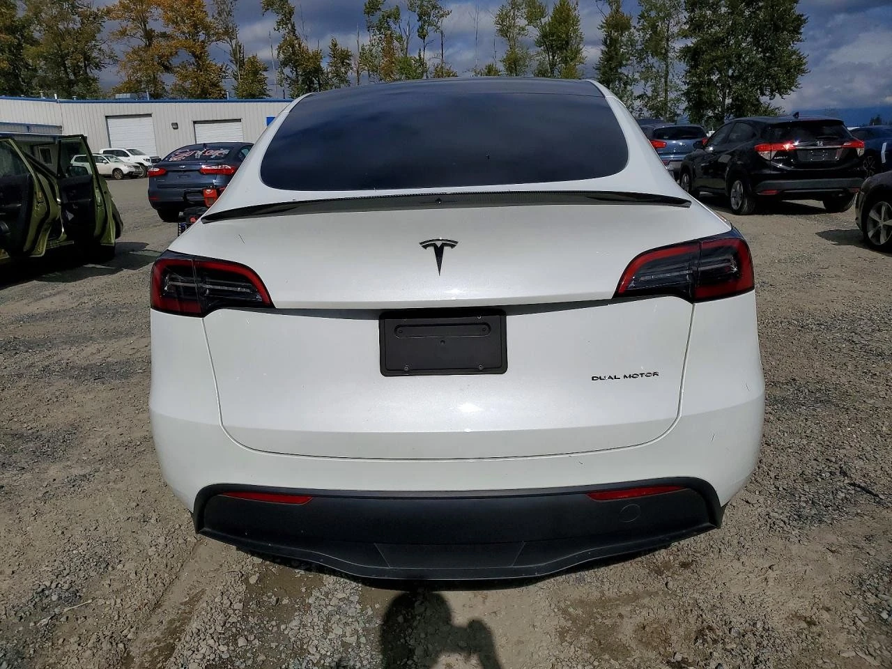 Tesla Model Y LONG RANGE DUAL MOTOR AWD, снимка 6 - Автомобили и джипове - 56426723
