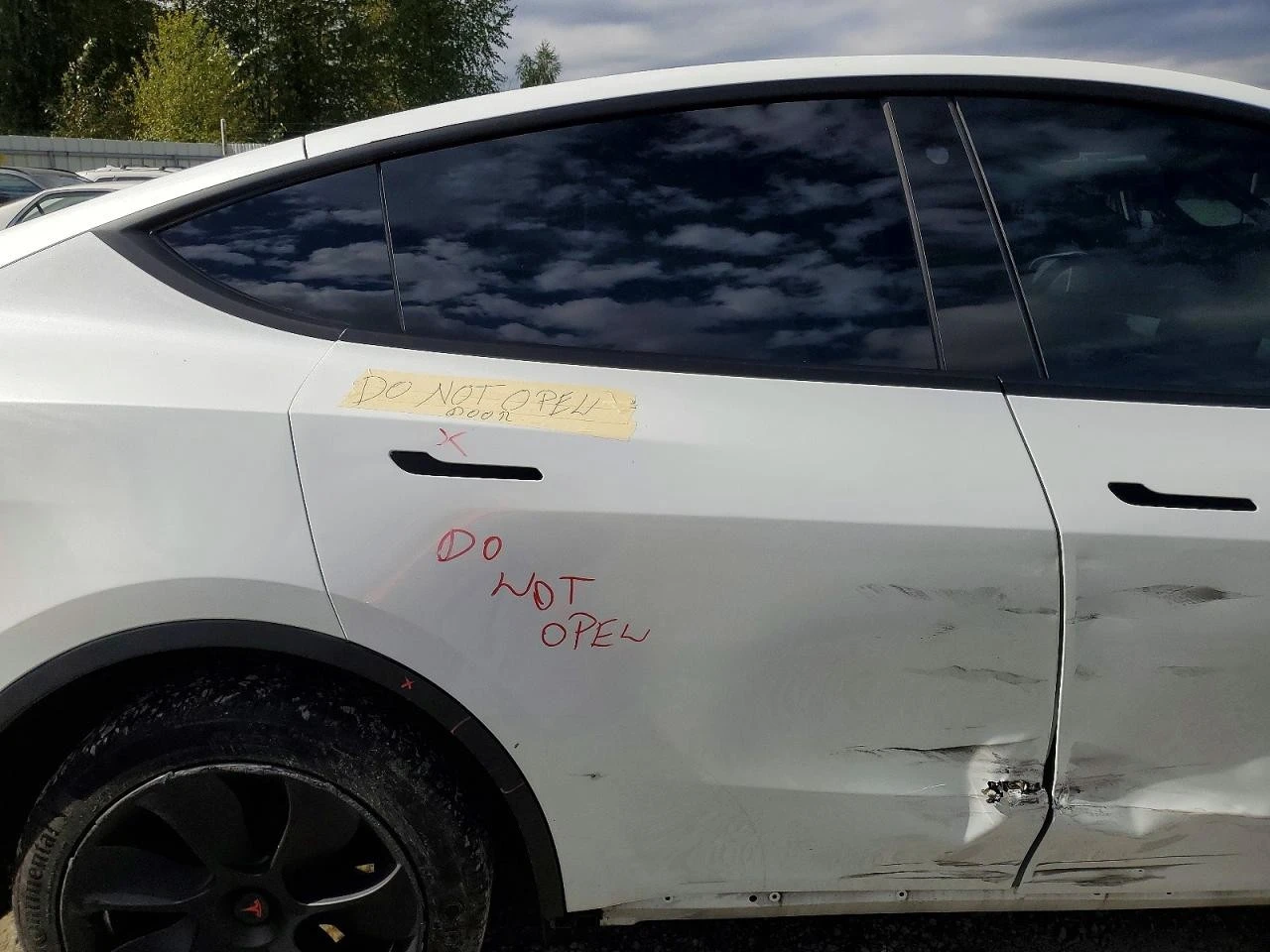 Tesla Model Y LONG RANGE DUAL MOTOR AWD, снимка 11 - Автомобили и джипове - 56426723
