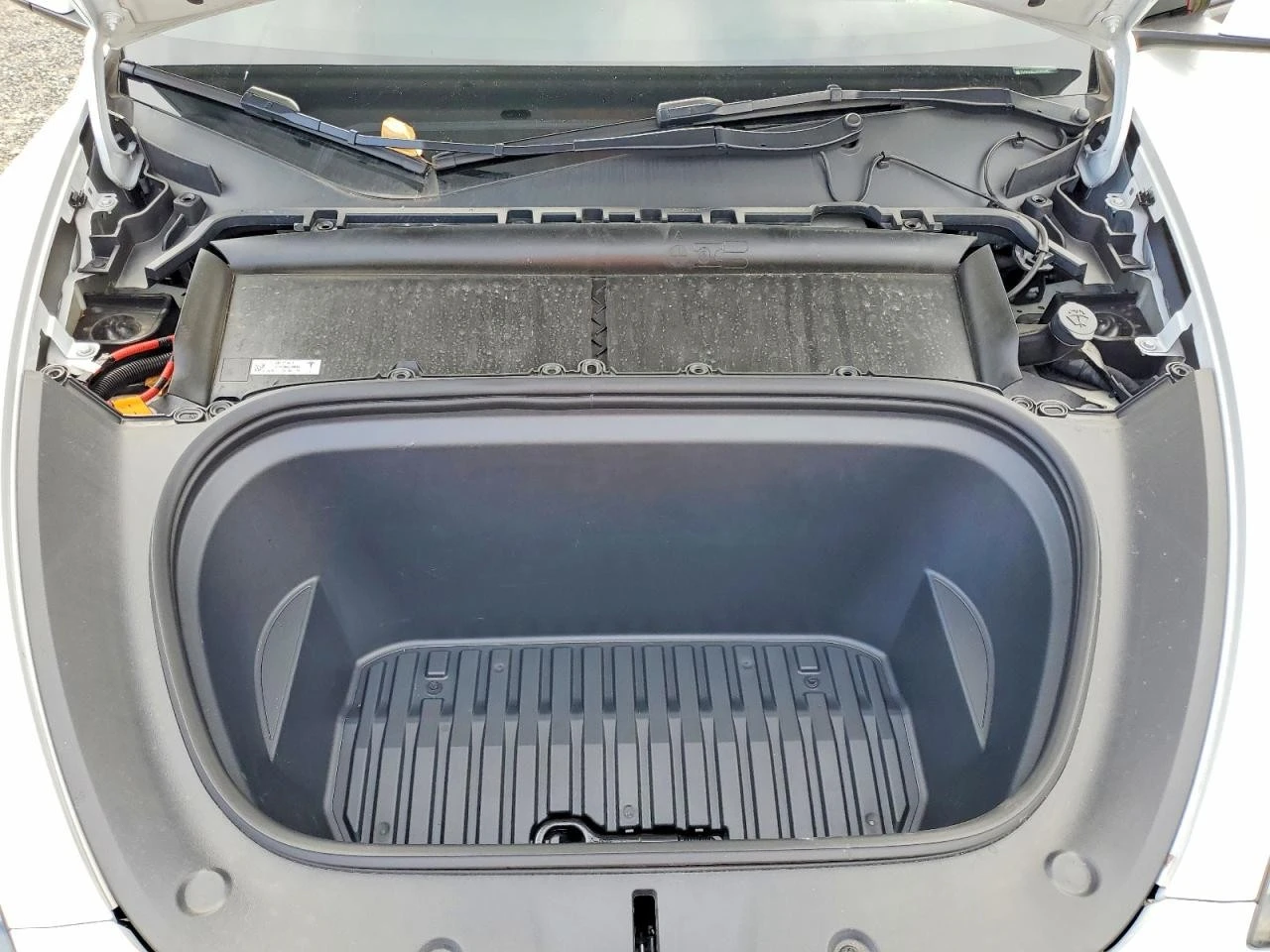 Tesla Model Y LONG RANGE DUAL MOTOR AWD, снимка 12 - Автомобили и джипове - 56426723