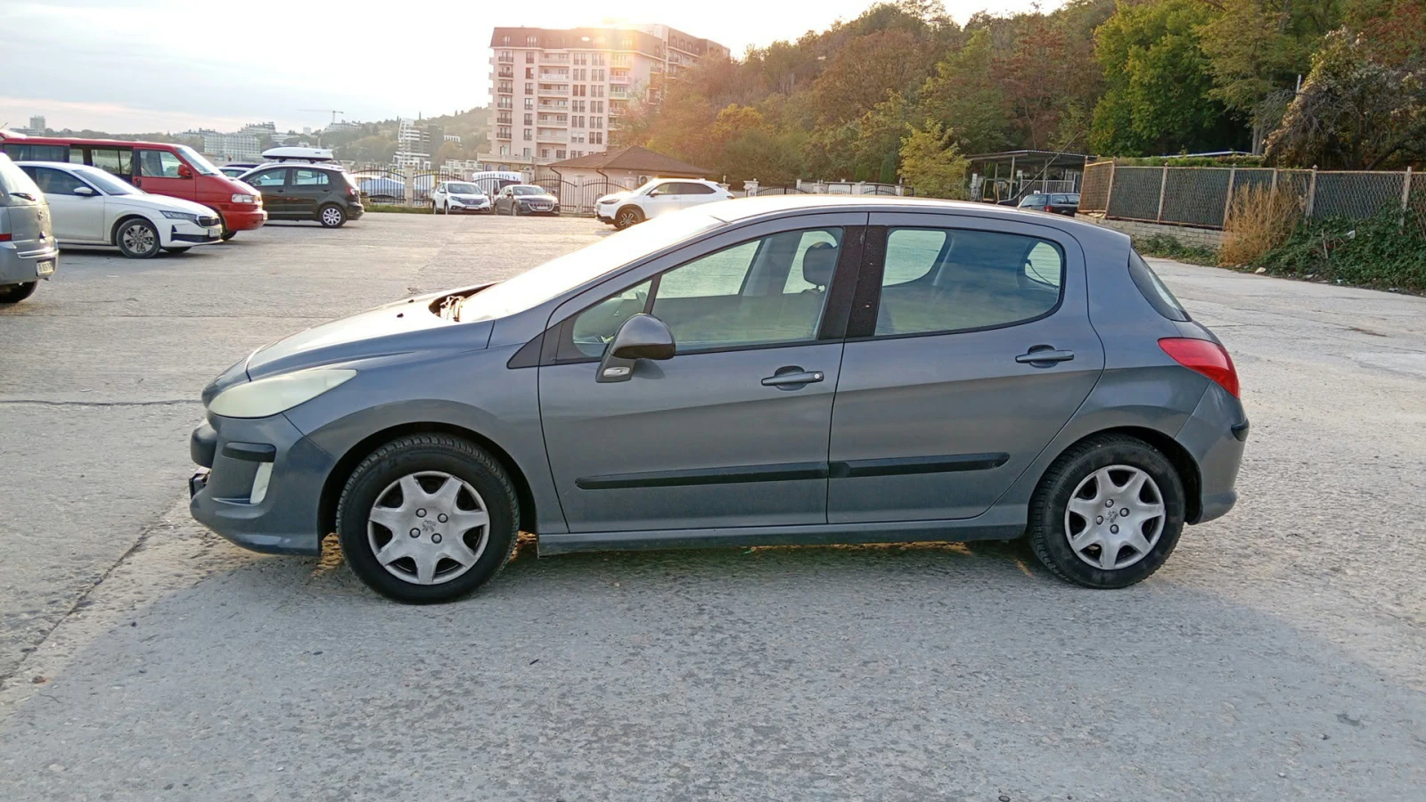Peugeot 308, снимка 2 - Автомобили и джипове - 56748649