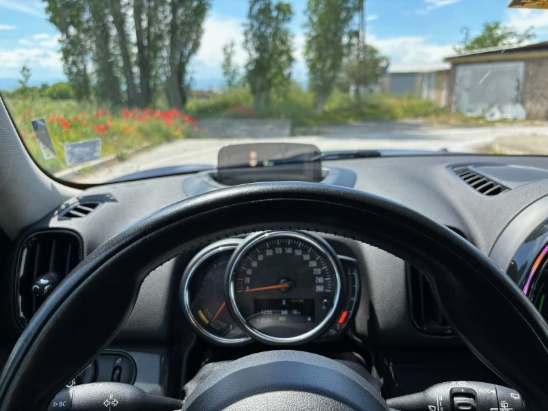 Mini Countryman Plug-in Hybrid, снимка 13 - Автомобили и джипове - 47287766