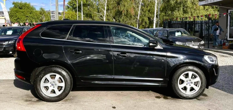 Volvo XC60 2.0D 181HP , снимка 4 - Автомобили и джипове - 47269602