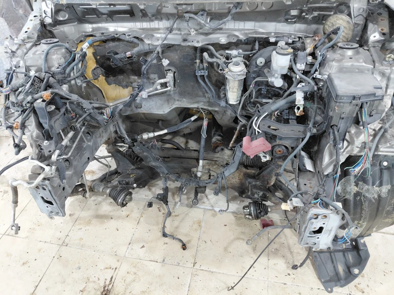 Toyota Urban Cruiser D4D с документи, снимка 12 - Автомобили и джипове - 51341818