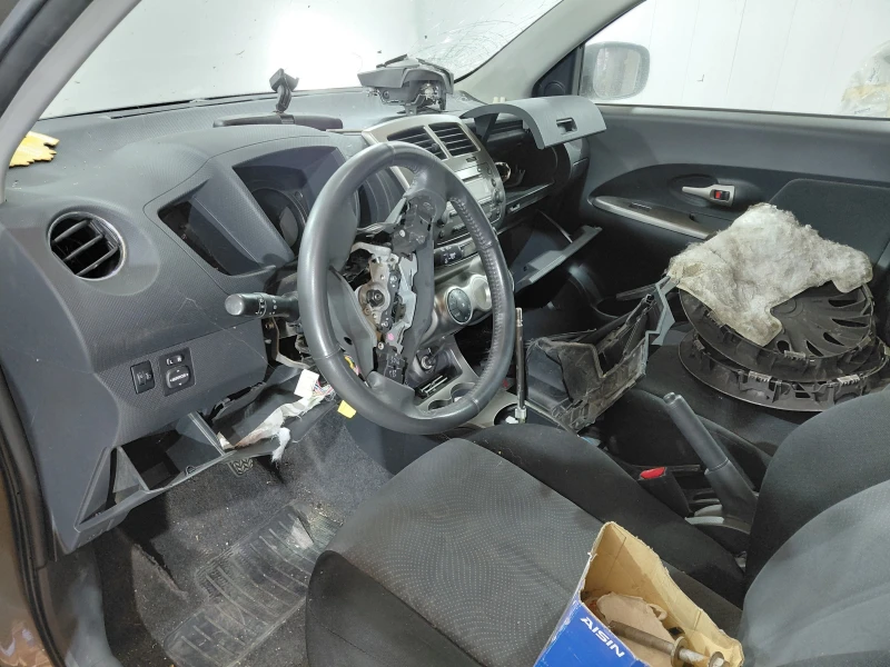 Toyota Urban Cruiser D4D с документи, снимка 5 - Автомобили и джипове - 51341818